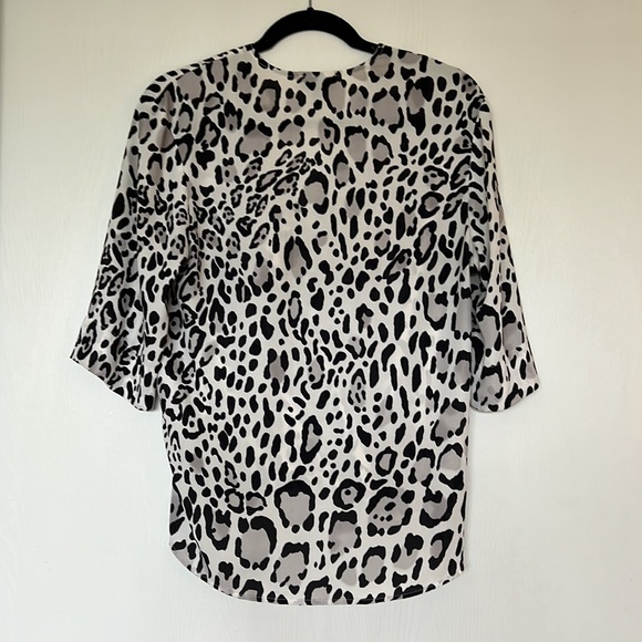 Topshop White & Black Leopard Print Faux Wrap Blouse Size 2 🖤🤍 - Picture 6 of 6